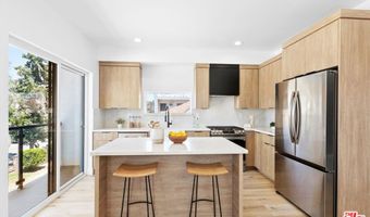 542 N Serrano Ave, Los Angeles, CA 90004