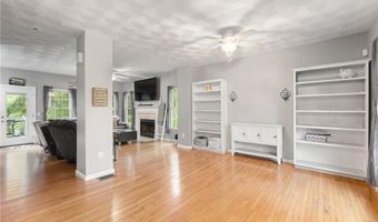 38 Audubon Ln, Coventry, RI 02831