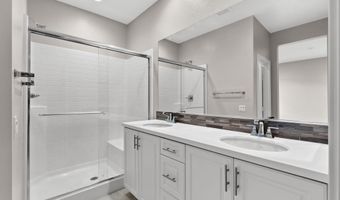2532 S Escondido Blvd 212, Escondido, CA 92025