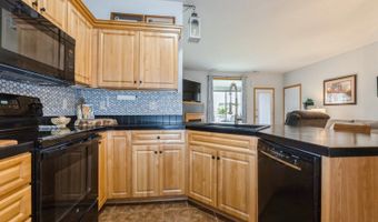 528 Kelsey Ln, Altoona, IA 50009