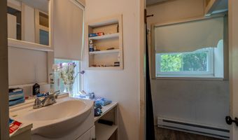 36 Larkin St, Bangor, ME 04401