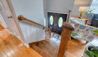 11 Hally Ln, Colchester, CT 06415