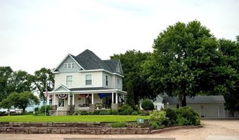619 Q St, Aurora, NE 68818