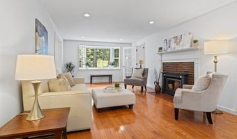 1 Blackhorse Dr, Acton, MA 01720