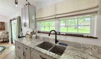 307 Meadow View Dr, Arthurdale, WV 26520