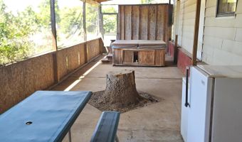17705 Coyote Ln, Anderson, CA 96007