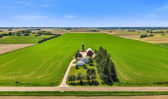 W6231 County Road K, Arlington, WI 53911