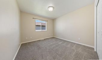 1184 Oakmeadow Cir, Ammon, ID 83406
