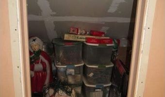 1332 COMMERCIAL St, Astoria, OR 97103