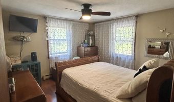 208 New Rd, Arundel, ME 04046