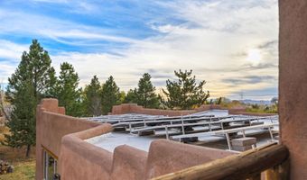 9 Desiderio Rd, Arroyo Seco, NM 87514