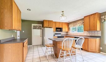 6011 Ranchwood Dr, Affton, MO 63123