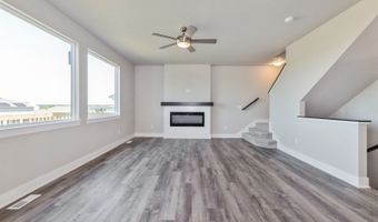 712 Meadow Rd, Adel, IA 50003