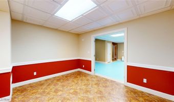 460 Berwick Cir, Aurora, OH 44202