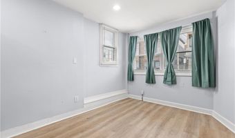 152 Washington St, Central Falls, RI 02863