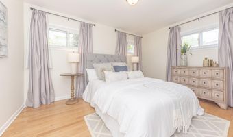1729 Weldon Blvd, Ann Arbor, MI 48103