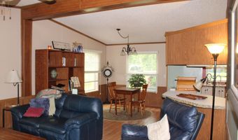 429 River Road Dr, Bogue Chitto, MS 39629