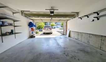68 Lawrence Ave 68, Danbury, CT 06810