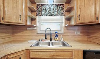 969 Glenna Dr, Cincinnati, OH 45238