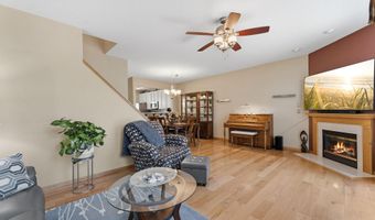 6738 158th St W, Apple Valley, MN 55124