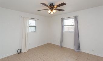 1104 W Yucca Ave, Artesia, NM 88210