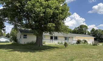 3667 ARTHESIA St E, Armstrong, IL 61812