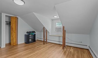 56 Brookfield Dr, Cranston, RI 02920