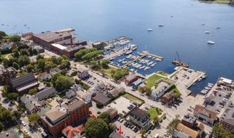 44 State St 2, Bristol, RI 02809