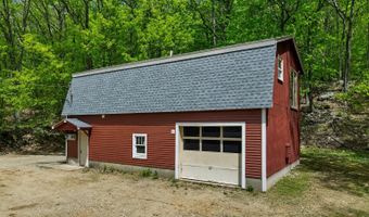 218 Main St, Alton, NH 03809