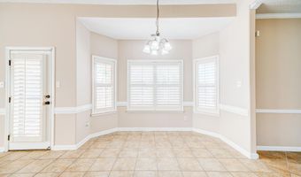 6450 WELLS Grv, Bartlett, TN 38135