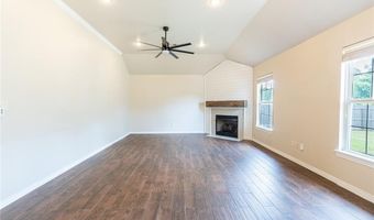 2001 Yukon Dr, Barling, AR 72923