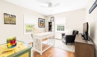 11 Autumn Ln, Attleboro, MA 02703