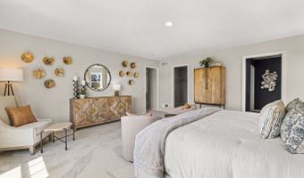 1924 S Shore Cv, Antioch, IL 60002