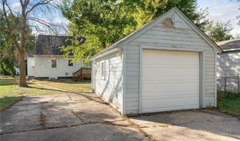 607 11th St SW, Austin, MN 55912