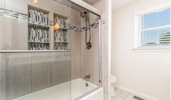 7 Lydia Ave, North Providence, RI 02904