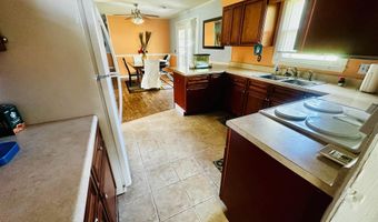 610 S Poplar Ave, Andrews, SC 29510