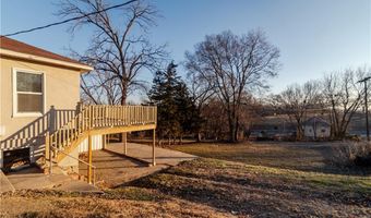 1520 S 7th St, Atchison, KS 66002