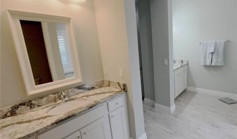 717 MANNS HARBOR Dr, Apollo Beach, FL 33572