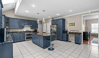 38 Steeple Ln, Lincoln, RI 02865