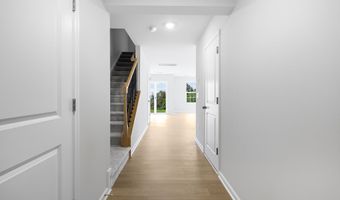 1062 C Dominy Ct, Camden, SC 29020