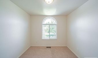 4937 S Vintage Ln, Ammon, ID 83406