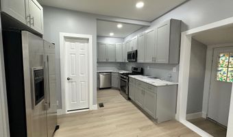 29 W 26TH St, Bayonne, NJ 07002