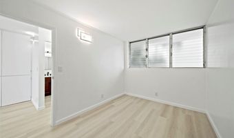 1555 Pohaku St B302, Honolulu, HI 96817