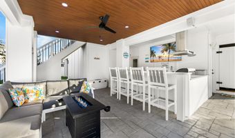 18 Mea Ln, Beach Haven, NJ 08008