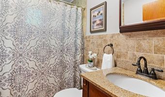 72 Winifred Ave, Warwick, RI 02889