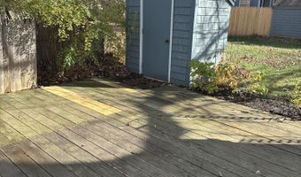 90 Baldwin Dr, Bangor, ME 04401