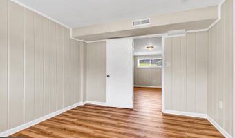 10228 FARNHAM Dr, Bethesda, MD 20814