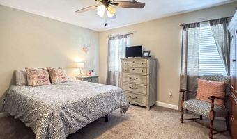 207 Sawyer Ln, Apalachicola, FL 32320