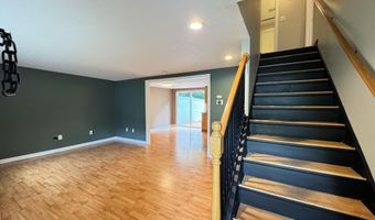 19 Deerwood Dr B, Amherst, NH 03031