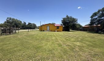 115 Duggan Ave, Anton, TX 79313